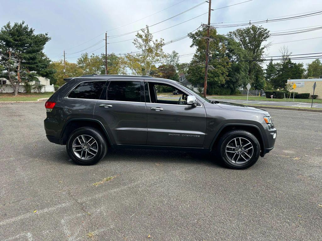 used 2017 Jeep Grand Cherokee car, priced at $12,290