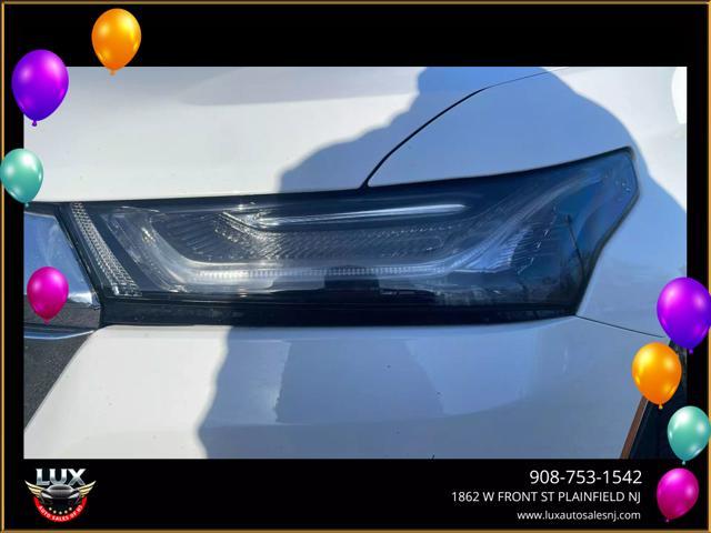 used 2023 Chevrolet Traverse car, priced at $20,995
