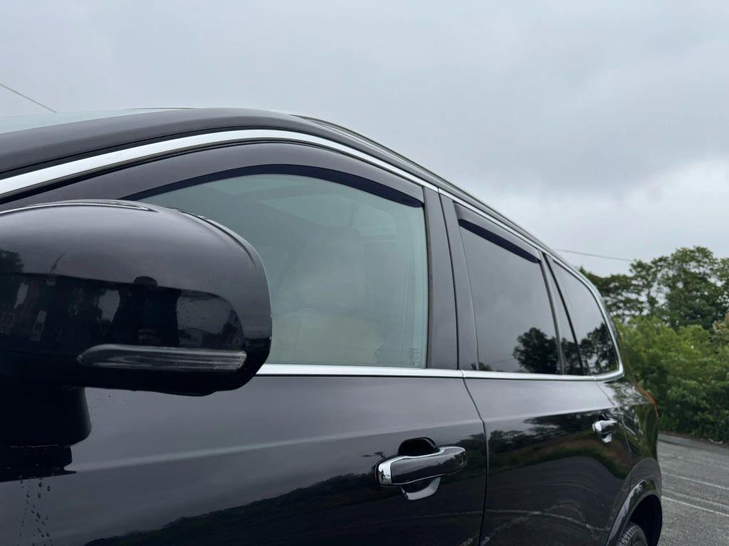 used 2016 Volvo XC90 car, priced at $14,995