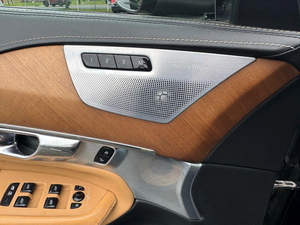 used 2016 Volvo XC90 car, priced at $14,995