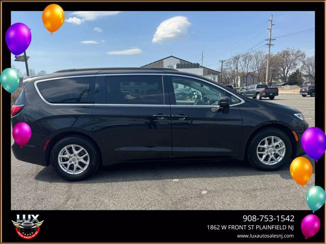 used 2022 Chrysler Pacifica car, priced at $17,695