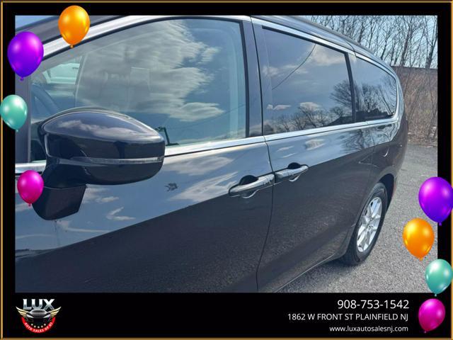 used 2022 Chrysler Pacifica car, priced at $17,695