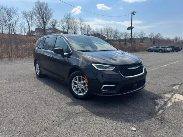 used 2022 Chrysler Pacifica car, priced at $19,995