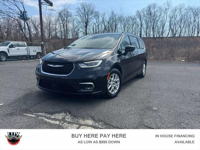 used 2022 Chrysler Pacifica car, priced at $19,995