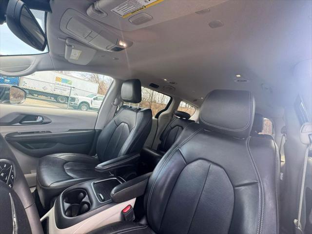 used 2022 Chrysler Pacifica car, priced at $19,995