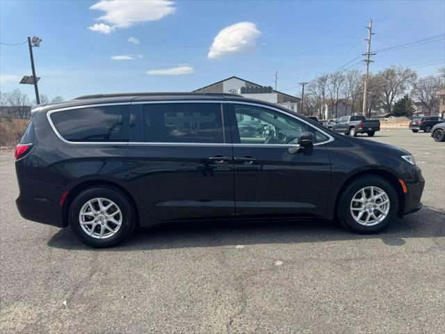 used 2022 Chrysler Pacifica car, priced at $19,995