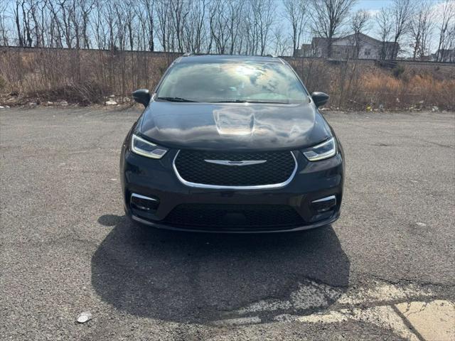 used 2022 Chrysler Pacifica car, priced at $19,995