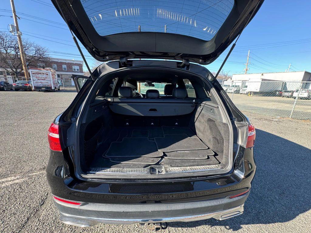 used 2017 Mercedes-Benz GLC 300 car, priced at $13,290