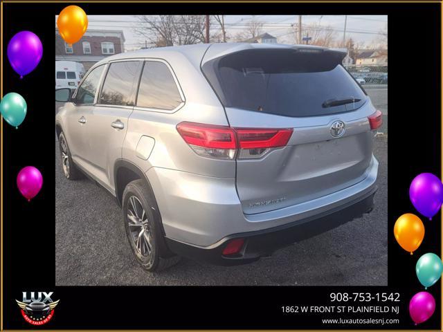 used 2019 Toyota Highlander car, priced at $21,995