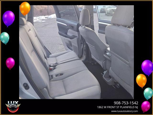 used 2019 Toyota Highlander car, priced at $21,995