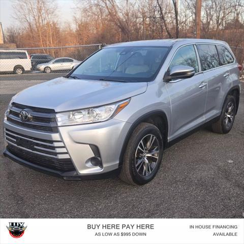 used 2019 Toyota Highlander car, priced at $21,995