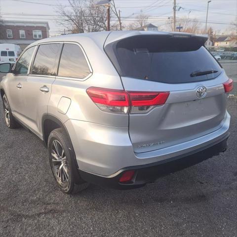 used 2019 Toyota Highlander car, priced at $21,995