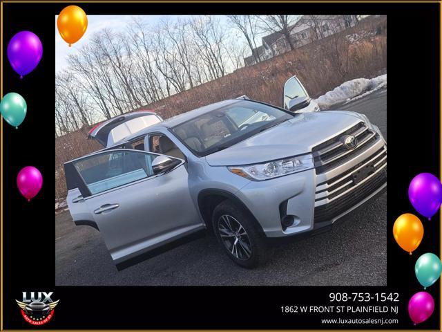 used 2019 Toyota Highlander car, priced at $21,995
