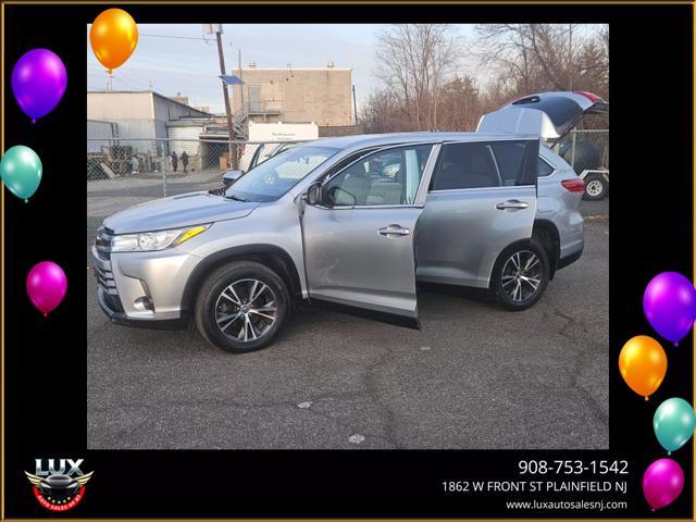 used 2019 Toyota Highlander car, priced at $21,995