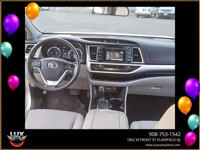 used 2019 Toyota Highlander car, priced at $21,995