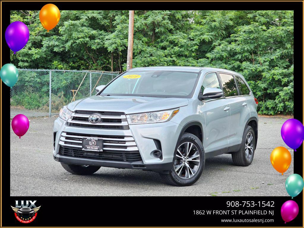 used 2019 Toyota Highlander car, priced at $21,995