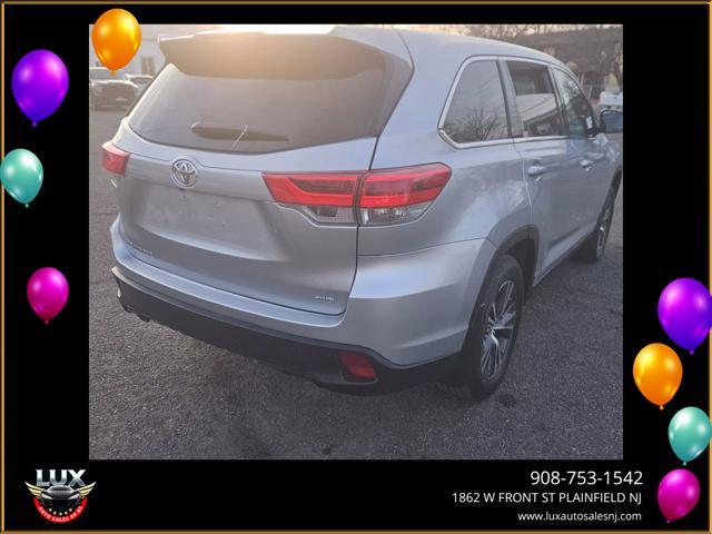 used 2019 Toyota Highlander car, priced at $21,995