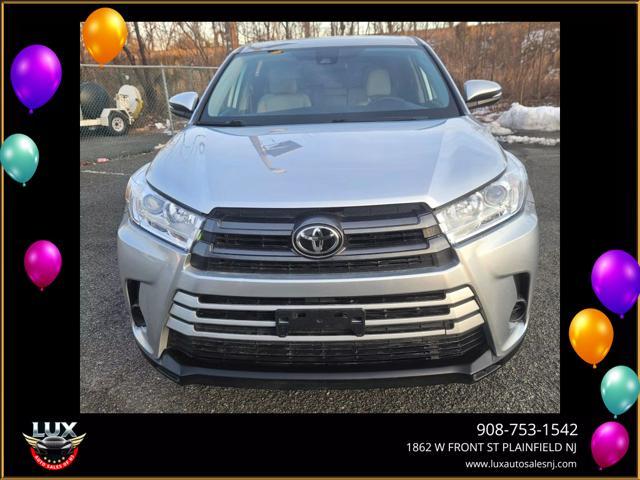 used 2019 Toyota Highlander car, priced at $21,995