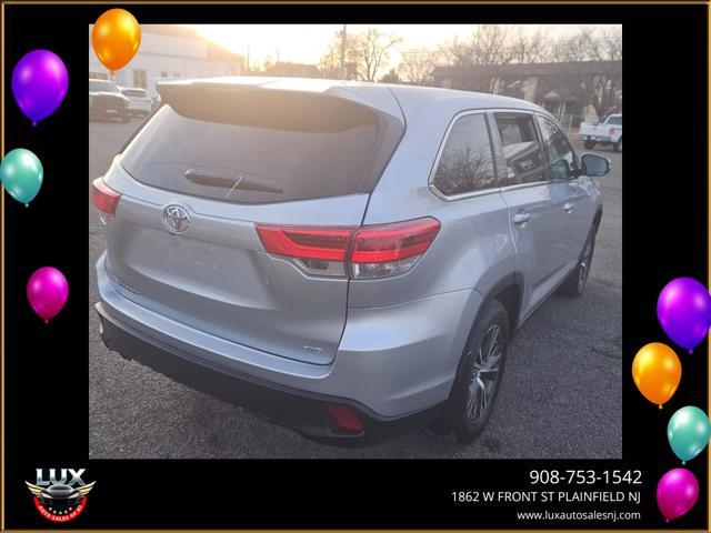 used 2019 Toyota Highlander car, priced at $21,995