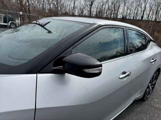 used 2023 Nissan Maxima car, priced at $20,995