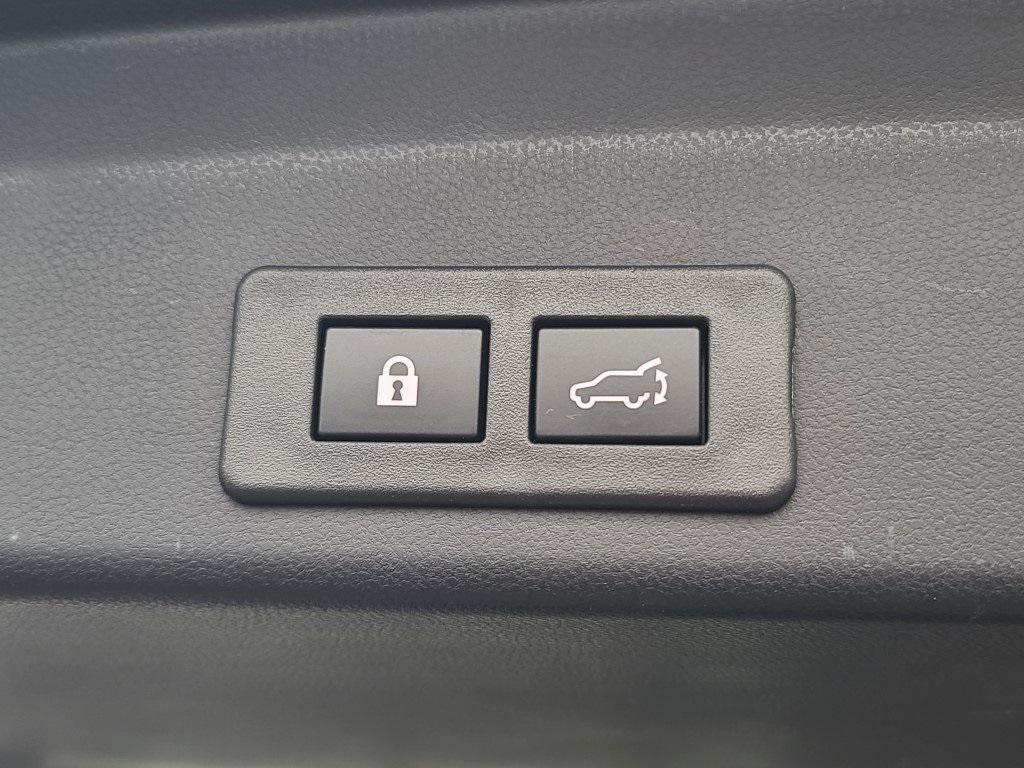 used 2024 Subaru Ascent car, priced at $41,200