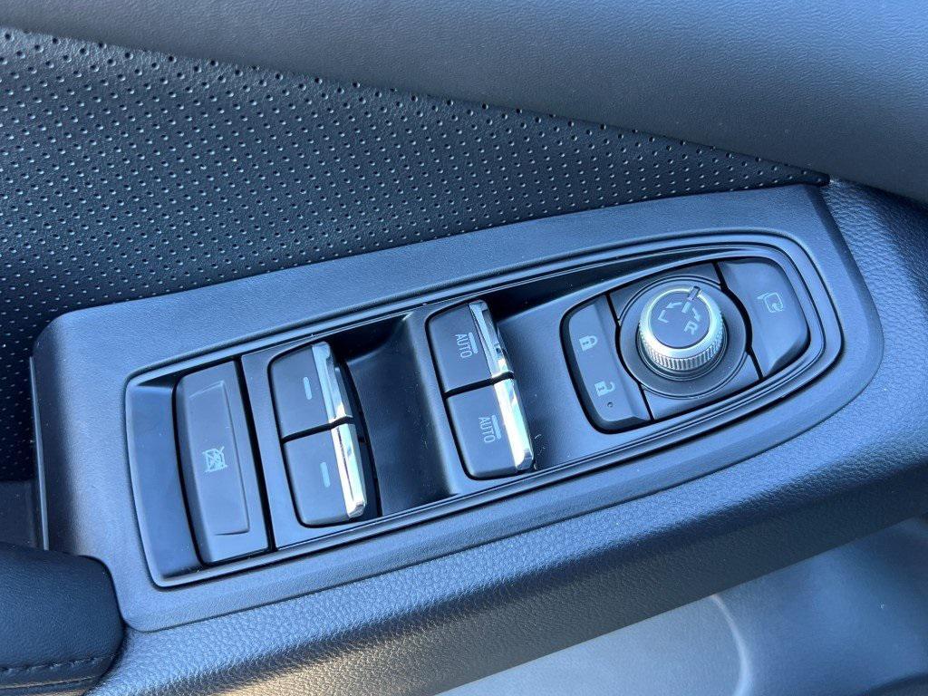 new 2025 Subaru Ascent car, priced at $50,037