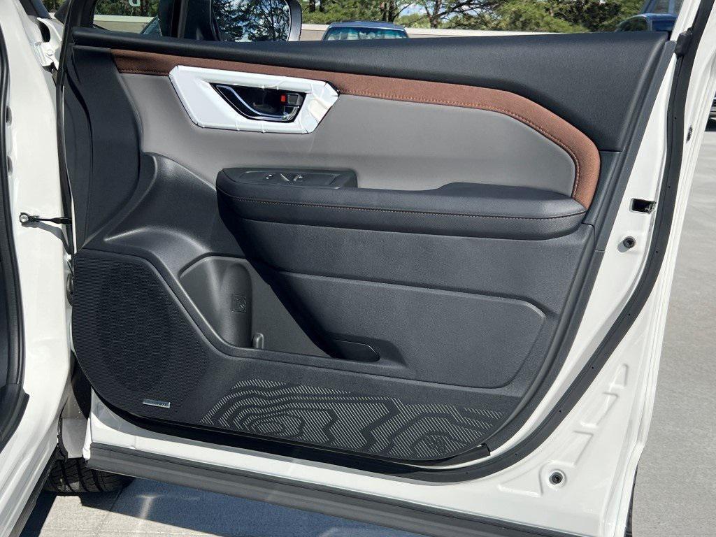 new 2025 Subaru Forester car, priced at $37,207