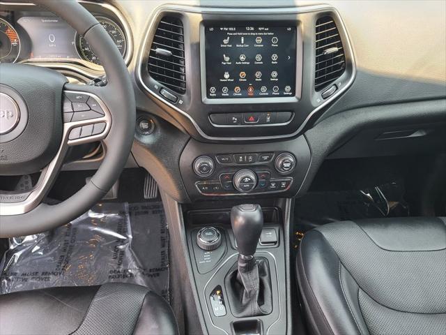 used 2022 Jeep Cherokee car, priced at $20,137