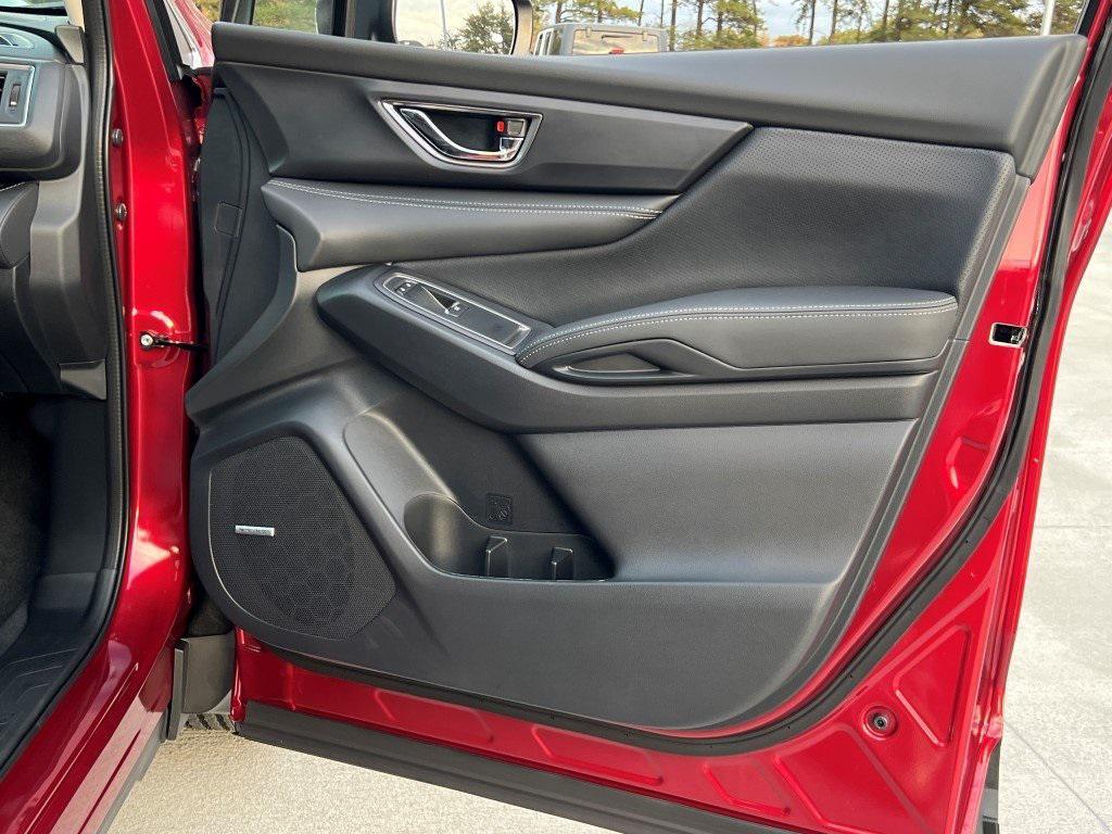 new 2025 Subaru Ascent car, priced at $46,170