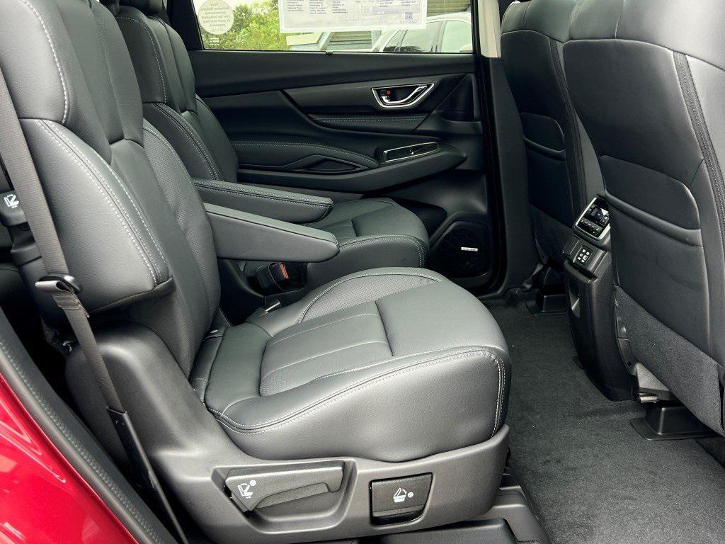 new 2025 Subaru Ascent car, priced at $45,938