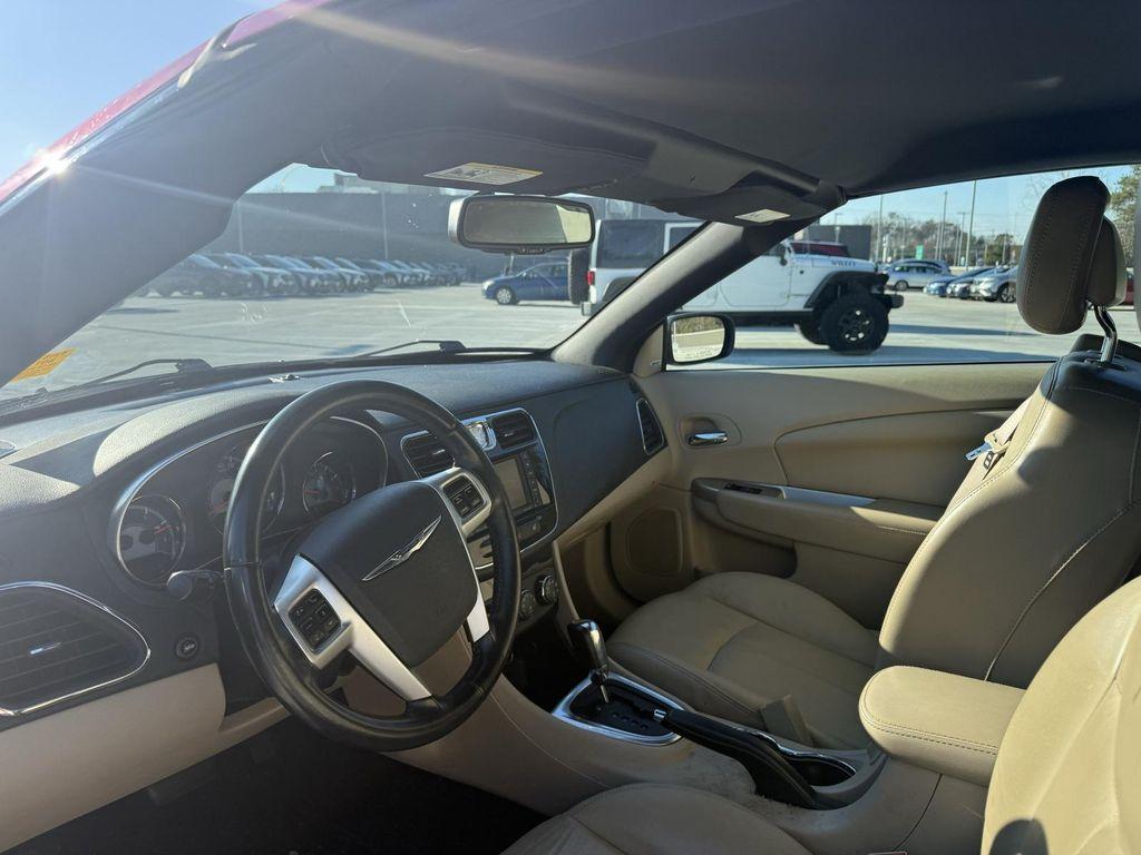 used 2012 Chrysler 200 car