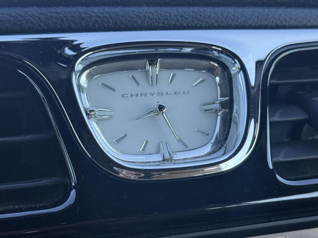 used 2012 Chrysler 200 car