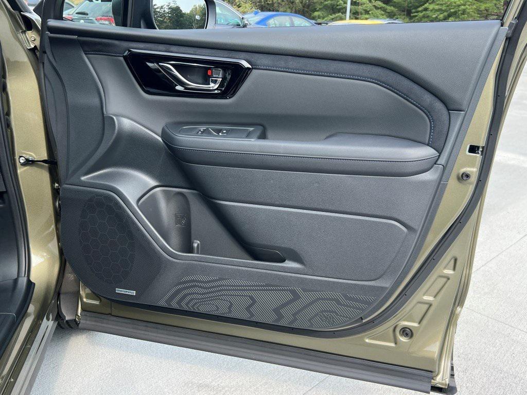 new 2025 Subaru Forester Hybrid car