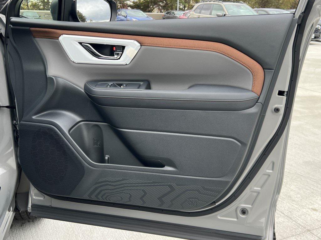 new 2025 Subaru Forester car, priced at $35,886