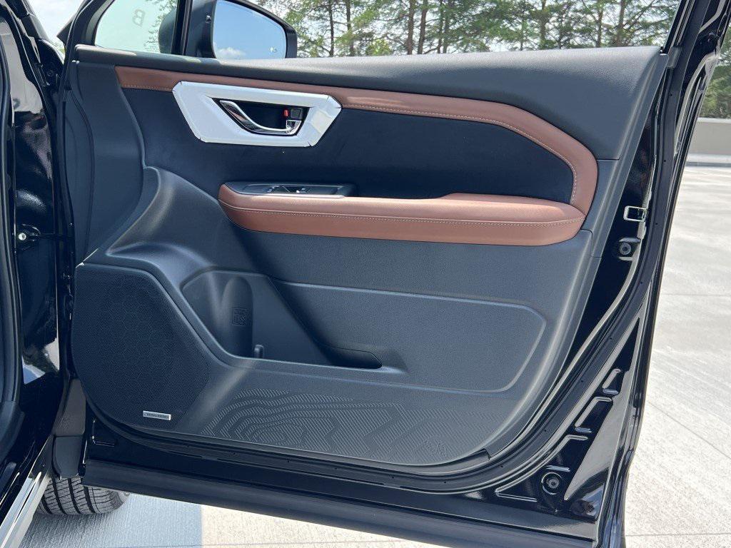 new 2025 Subaru Forester car, priced at $41,290