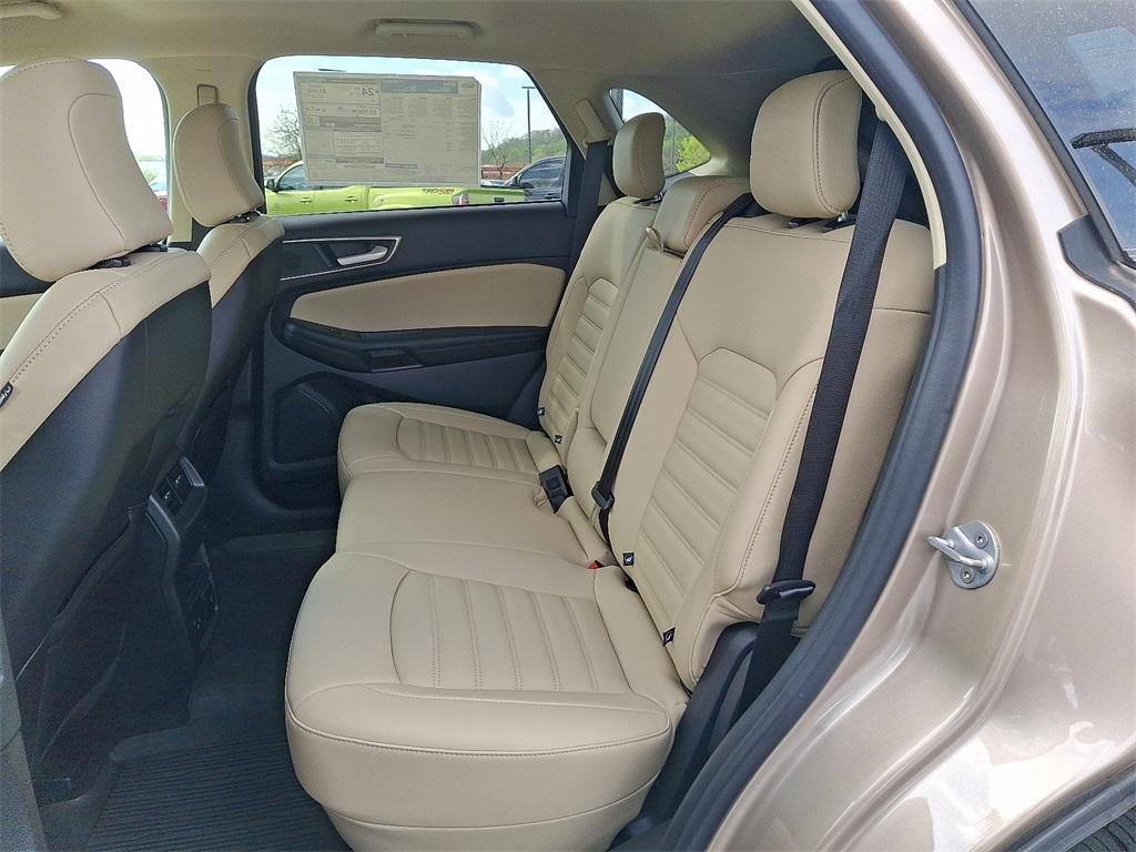 used 2021 Ford Edge car, priced at $23,034