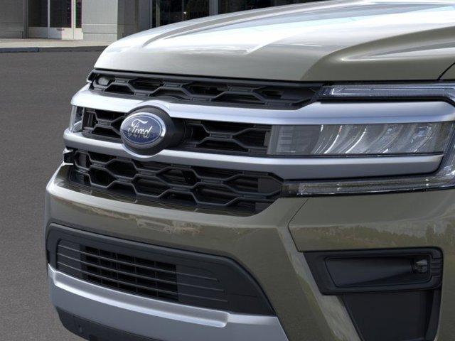 new 2024 Ford Expedition car, priced at $70,066