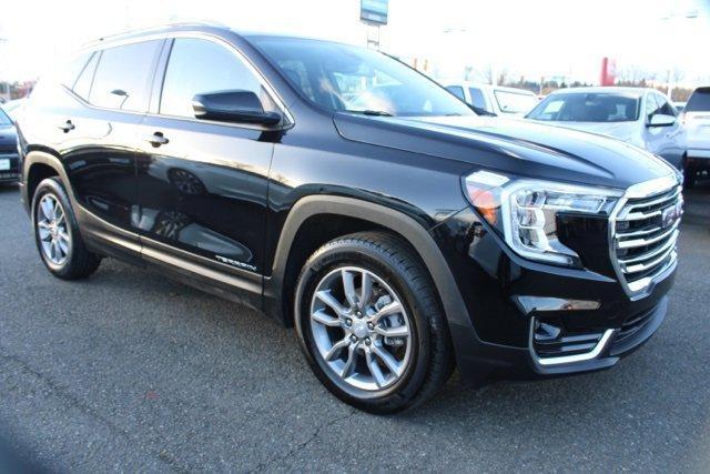 used 2024 GMC Terrain car, priced at $26,916