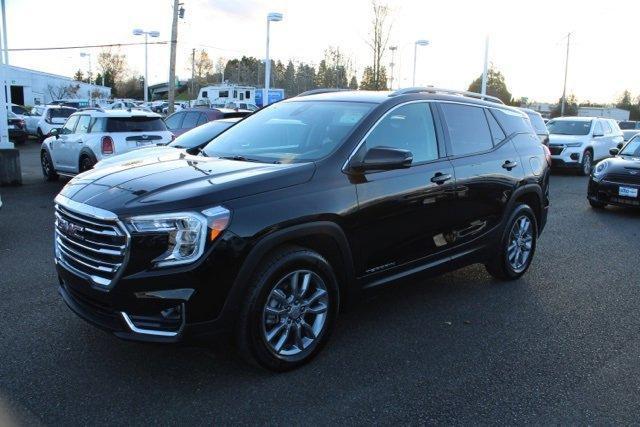 used 2024 GMC Terrain car, priced at $26,916