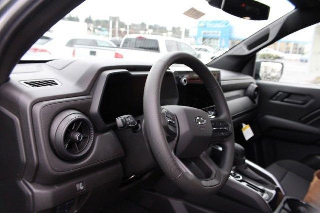 new 2025 Chevrolet Colorado car