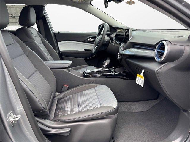 new 2025 Chevrolet Trax car, priced at $24,542