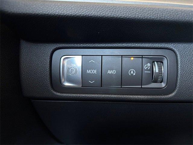 new 2025 Chevrolet Traverse car, priced at $42,230