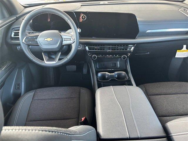 new 2025 Chevrolet Traverse car, priced at $42,230