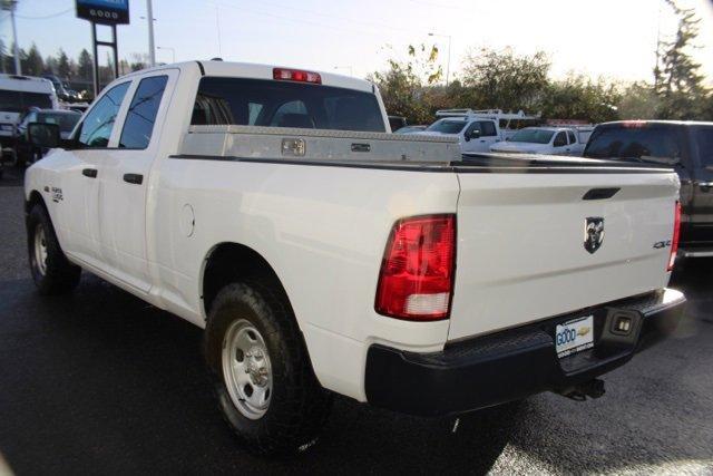 used 2019 Ram 1500 Classic car, priced at $25,901