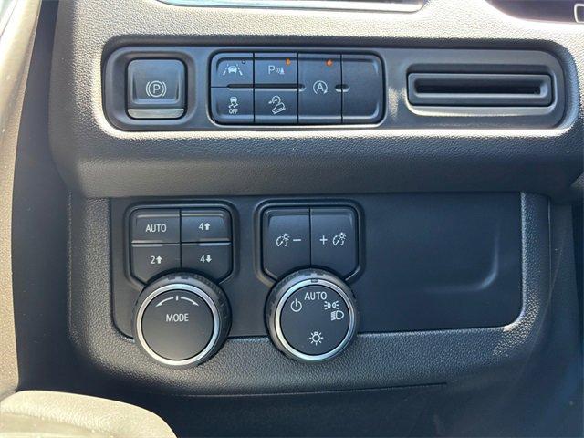 used 2023 Chevrolet Suburban car, priced at $51,888