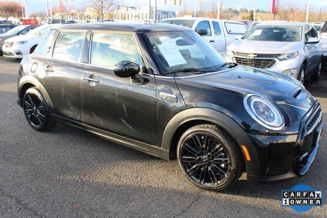 used 2024 MINI Hardtop car, priced at $25,579