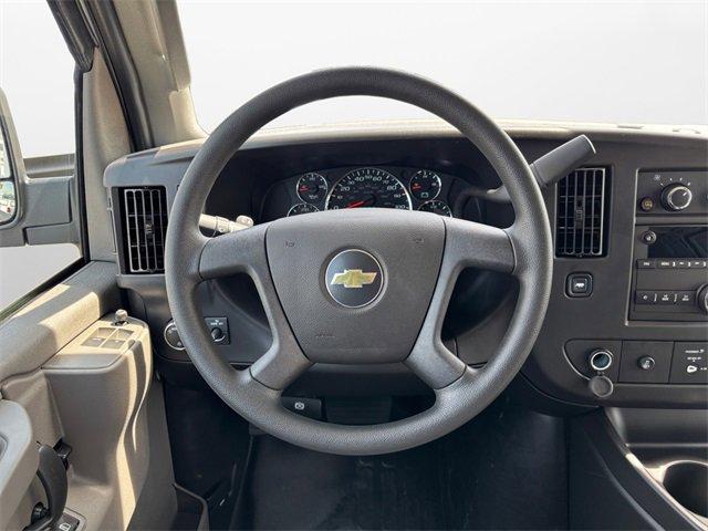 new 2025 Chevrolet Express 2500 car