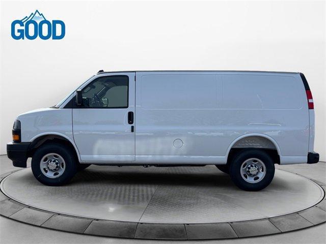 new 2025 Chevrolet Express 2500 car