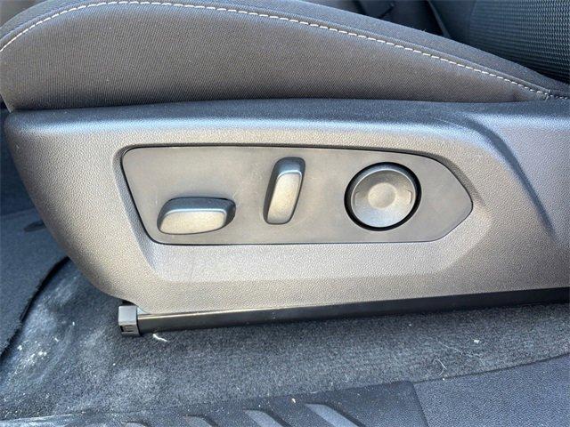 new 2025 Chevrolet Colorado car, priced at $33,575