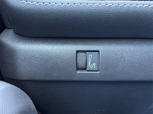 new 2025 Chevrolet Colorado car, priced at $33,575